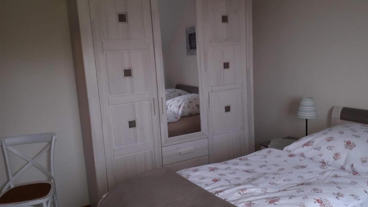 Ferienwohnung Am Dorfteich Fehmarn Buitenkant foto
